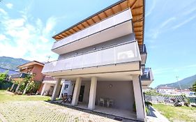 Easy Modern